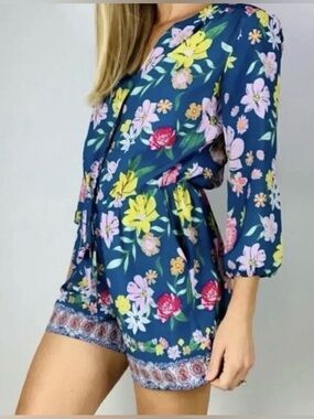 Tabitha Webb Boho Floral Print Romper With Pockets and 3/4 Sleeves Size:10 NWOT